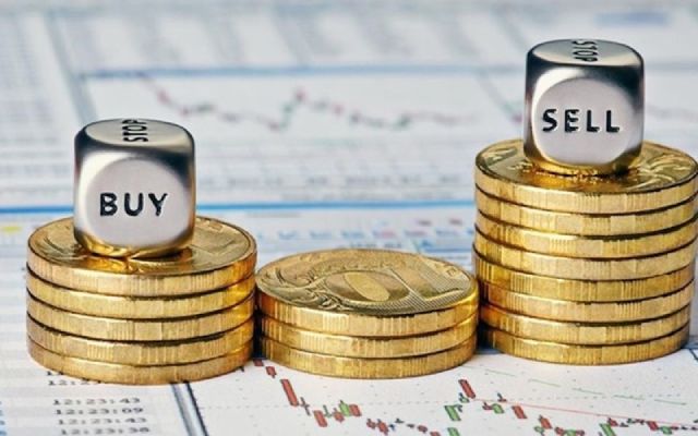 Công ty đại chúng mua lại cổ phiếu quỹ để làm gì